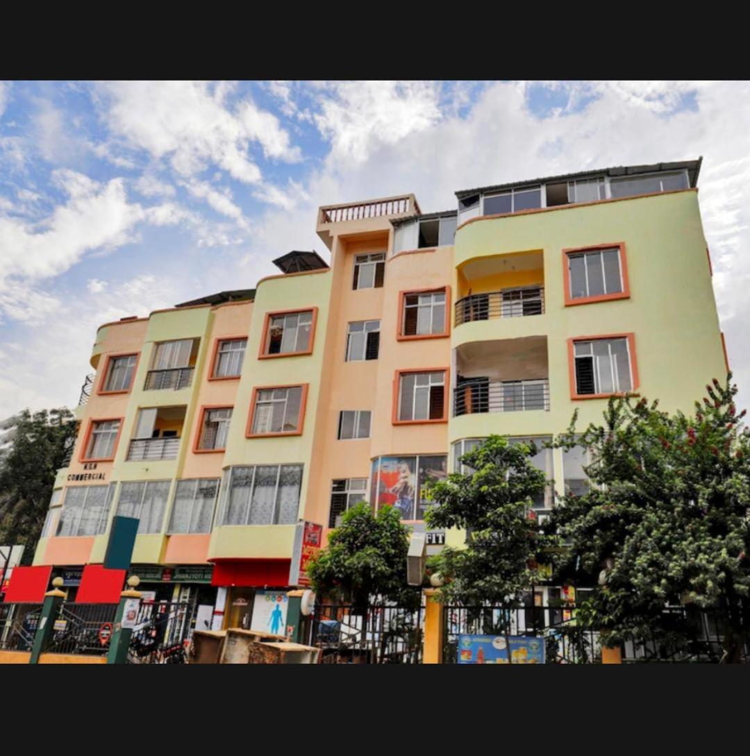 Hk Residency Hotel Guwahati Ngoại thất bức ảnh